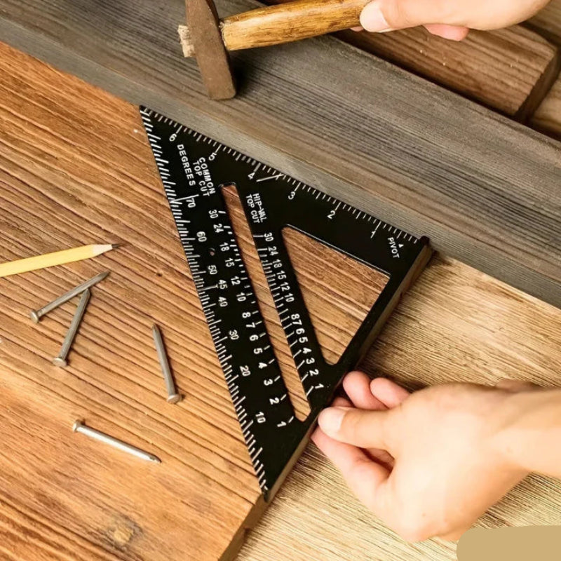 完璧なカットのための必需品5-in-1ツール