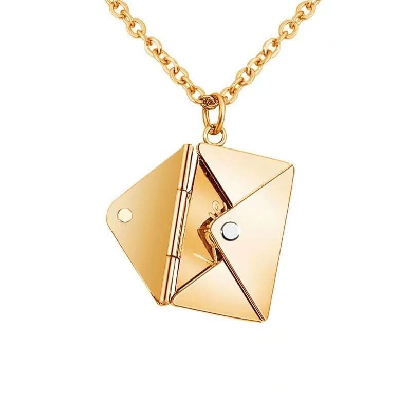 Collier enveloppe secret avec un message d’amour caché